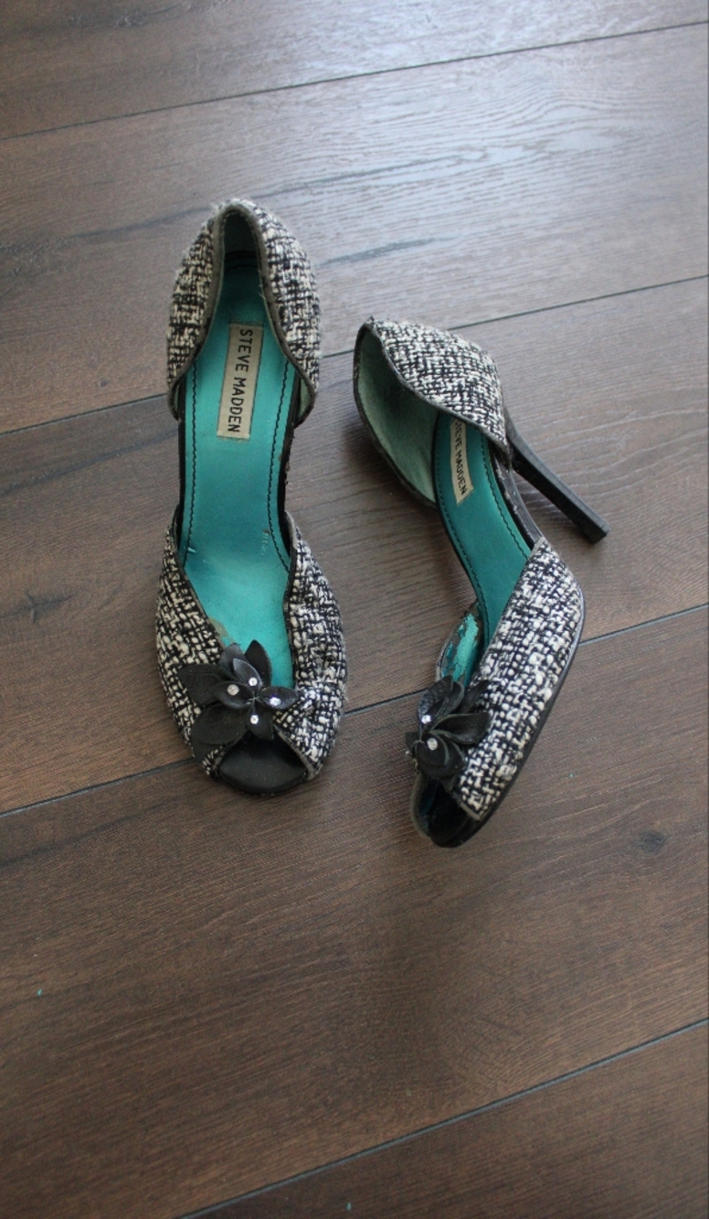 Steve‎ Madden Black & White Tweed Peep-Toe Heels with Floral Accent